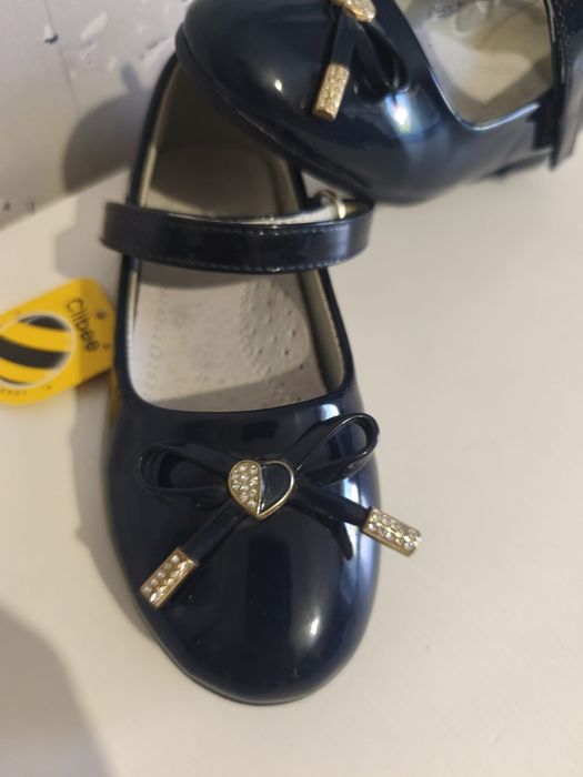 Ghete fetita 30 (17,5cm) NOU cu eticheta
