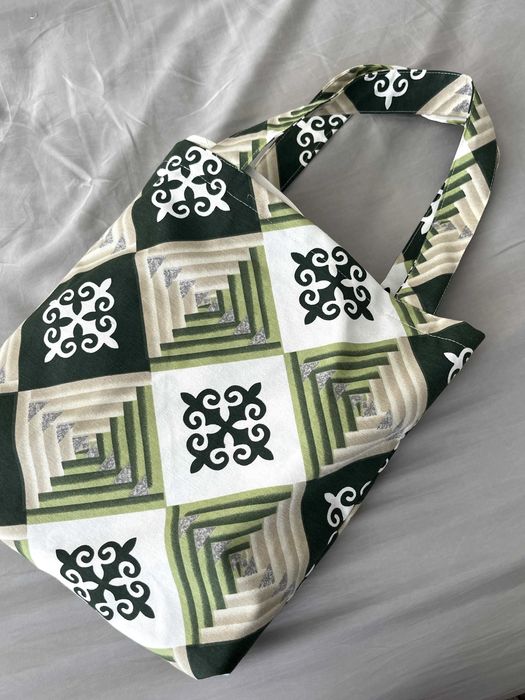 Сыпыра. Жайма нан кітапшасы