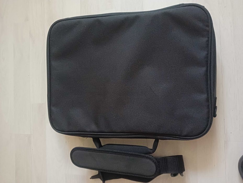 Geanta laptop- Case Logic