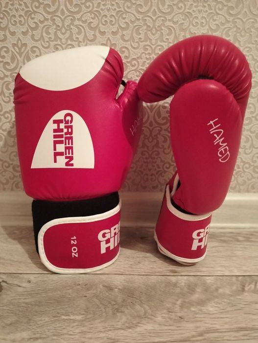 Перчатки для бокса