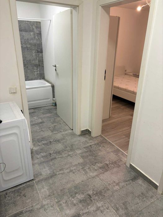 Apartament 1 camera, curte 40mp, loc de parcare