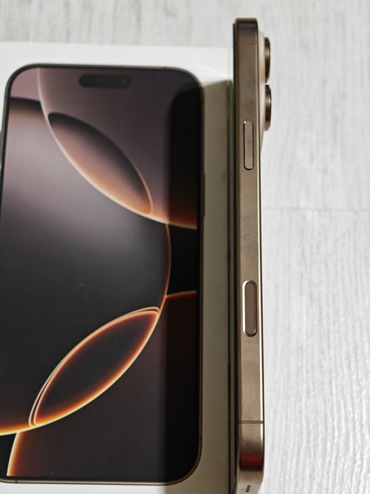 iPhone 16 Pro Max 256 gb ёмкость 100