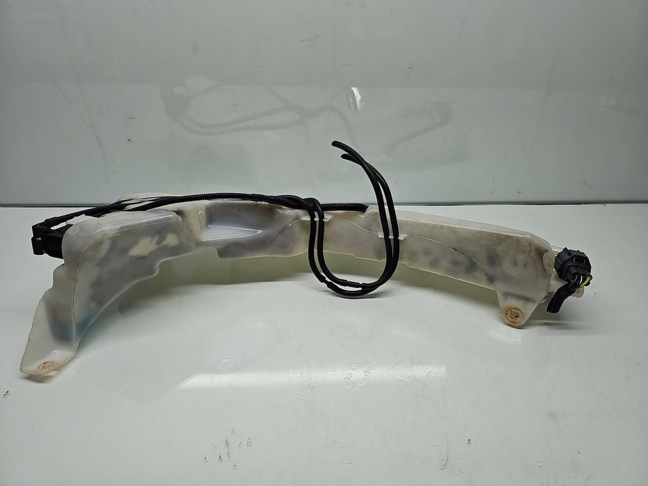 Vas lichid parbriz Ford Focus 2 (DA) [Fabr 2004-2012] 3M51-13K163-AC