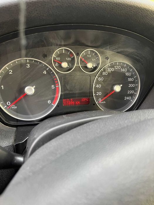 vand ford focus 2 2008