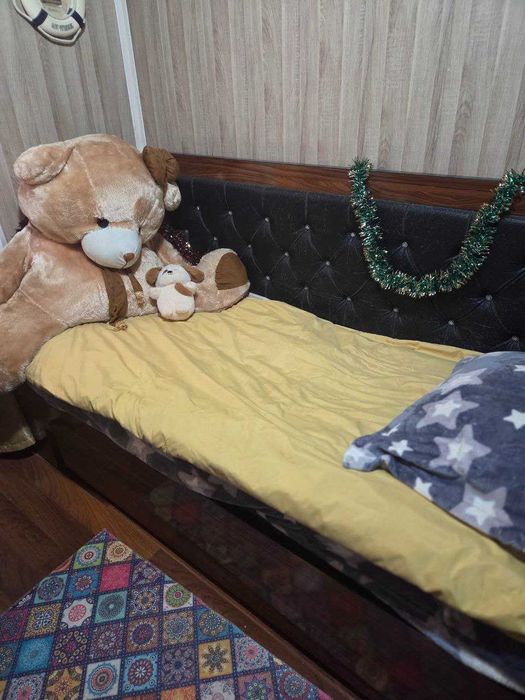 Шкаф и диван подростковый