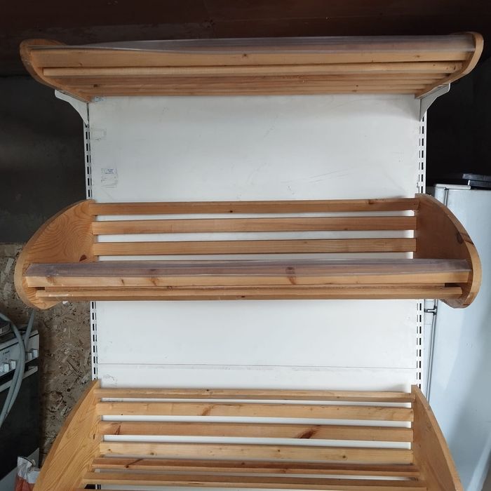 Полка для хлеба.