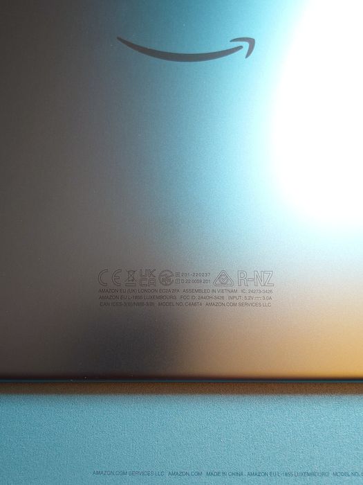 Kindle Scribe 2024 model 64Ggb Premium Pen