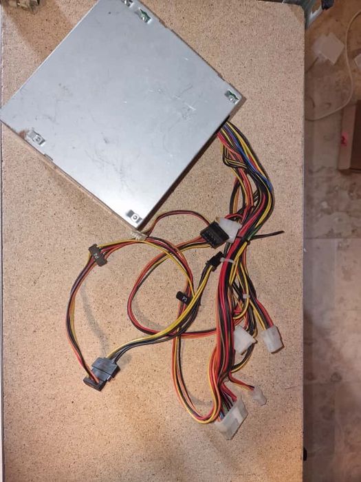 Sursă PC Delta CAA-350AT 350W, funcțională