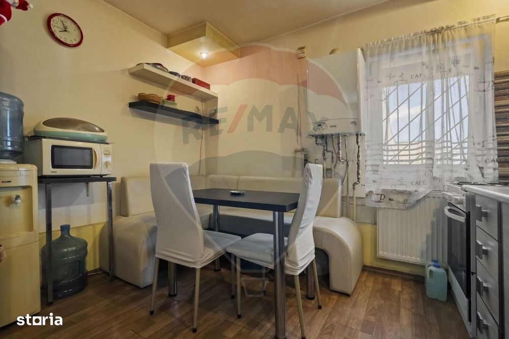 Apartament cu 4 camere de vânzare în zona Sebastian — fotografia 3