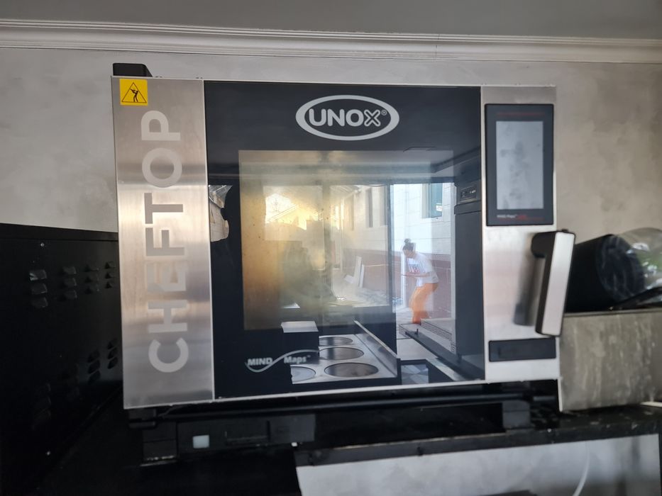 Печь UNOX cheftop  в отличном состоянии