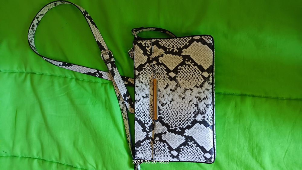 Обувки с чанта в един принт