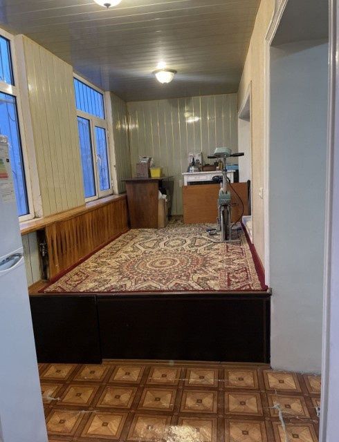 3xonali kvartira Sotiladi remont Yaxshi