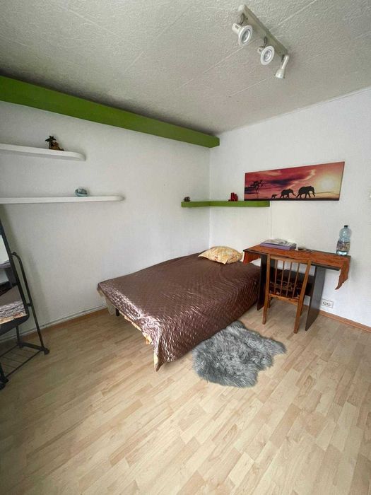 Inchiriez apartament 4 camere