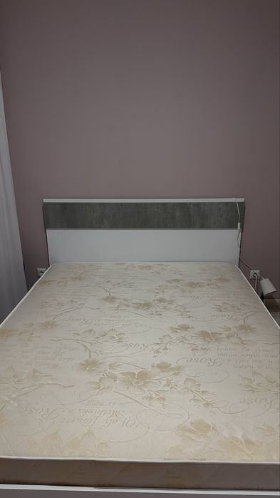 Продам кровать с матрасом Аскона