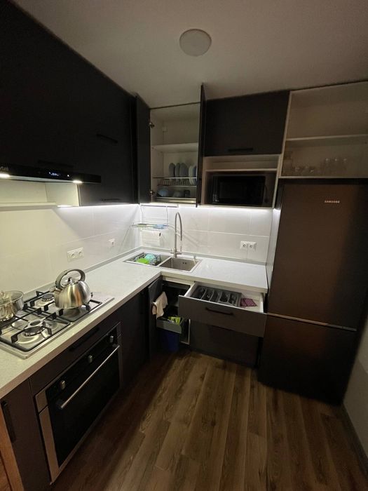 Своя Чиланзар 5, Метро Новза, 2 ком,  кирпич