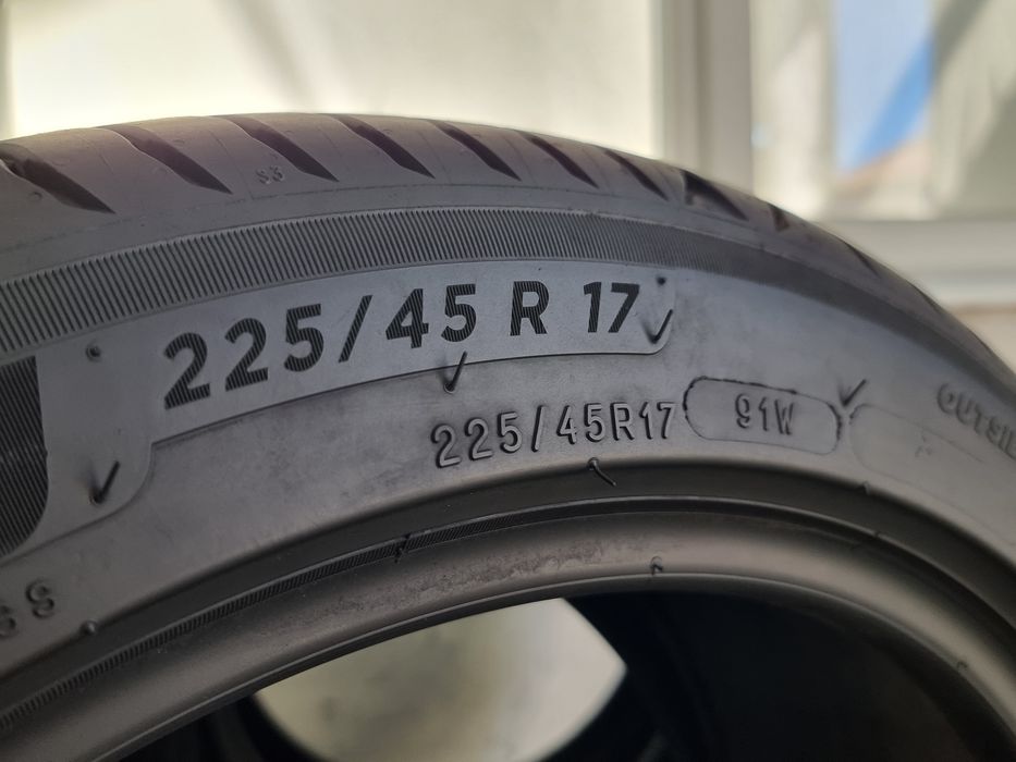 225/45/17 Michelin 4Броя: 210€ 6.4мм