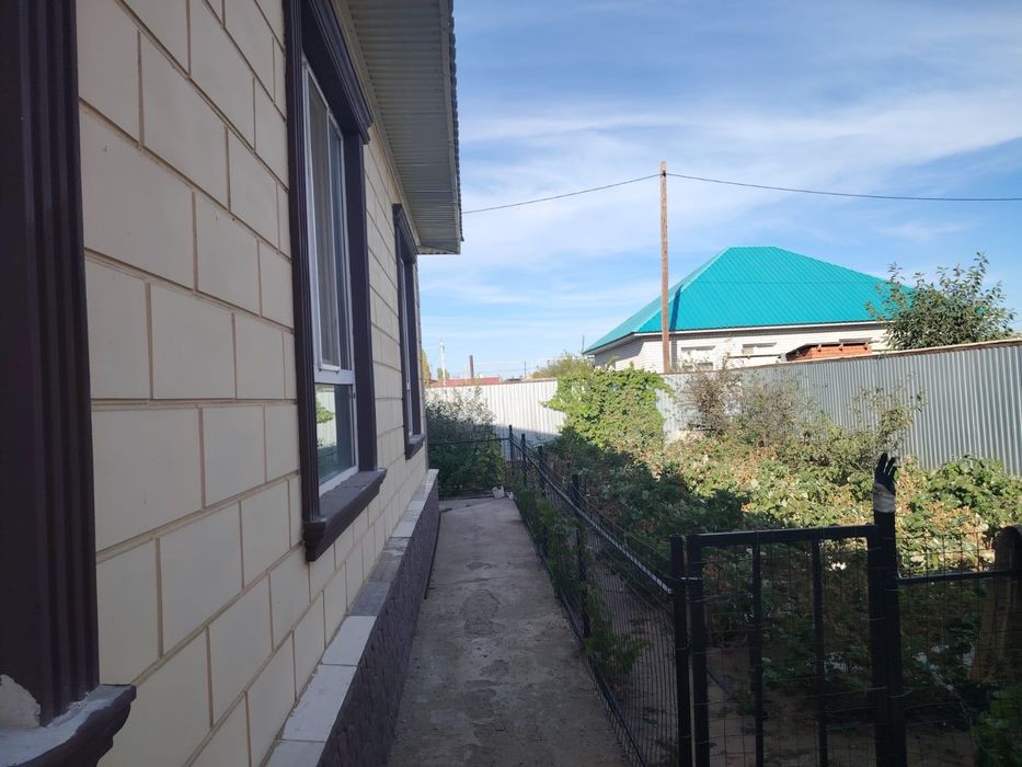 Продам 6 ком дом. Рядом 55 школа