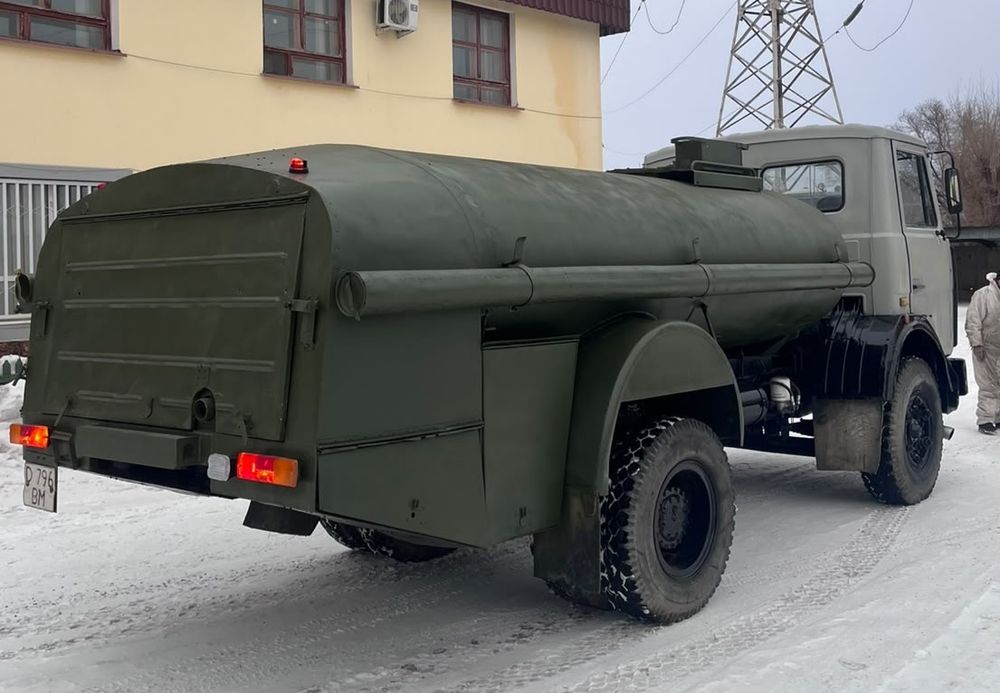 Продам топливозаправщик