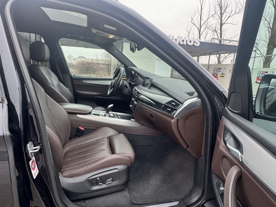 Bmw 2016 M paket/full led/keyless/pano/camere/rate/garantie