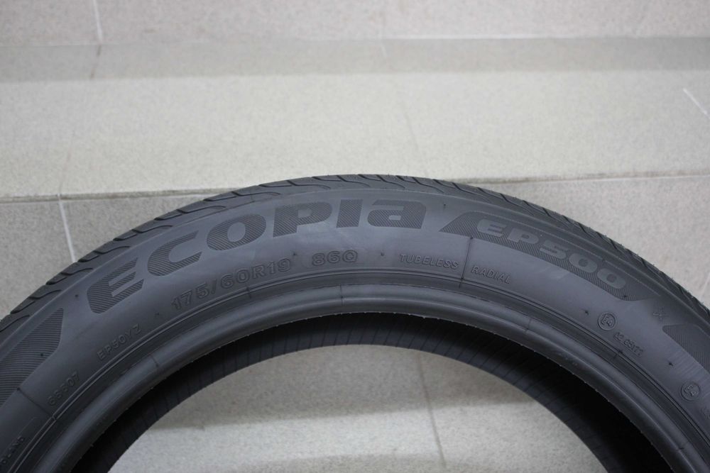 175/60-19 Bridgestone
