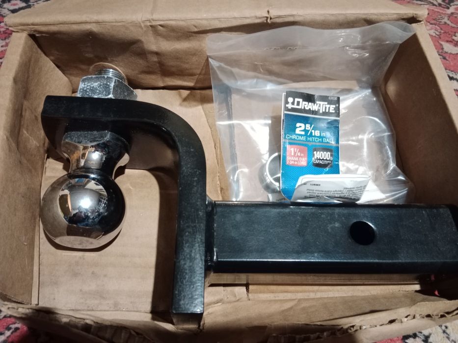 Фаркоп для Тойота секвойя