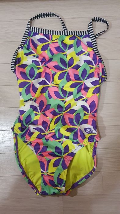 Тренировъчни бански