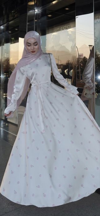 Красивое платье 10000