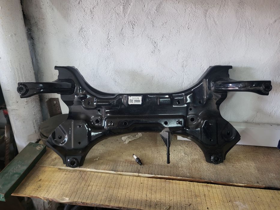 Балка передний на хюндай акцент