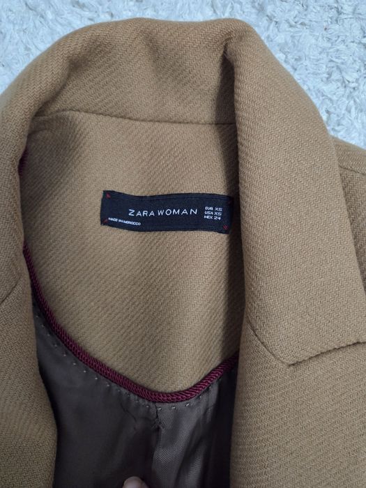 Palton zara in stare foarte bună