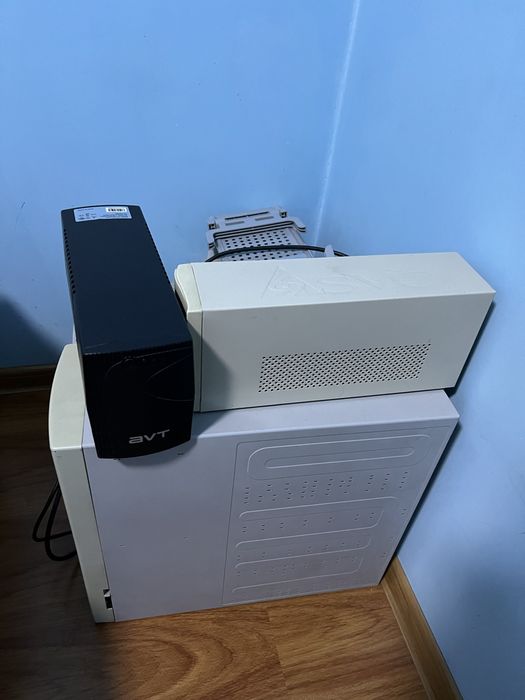 Kompyuter sotiladi srochna bervoraman ups ham bor