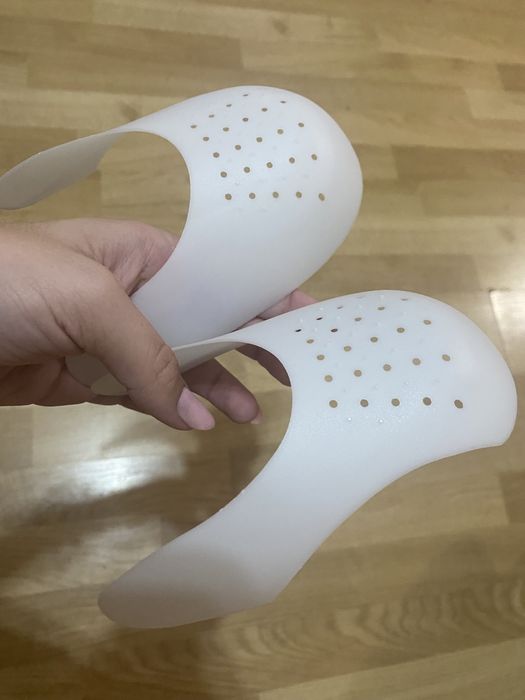 Anti crease protector