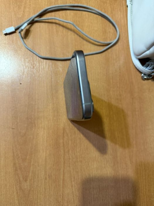 iPhone 15pro 128gb 78akb