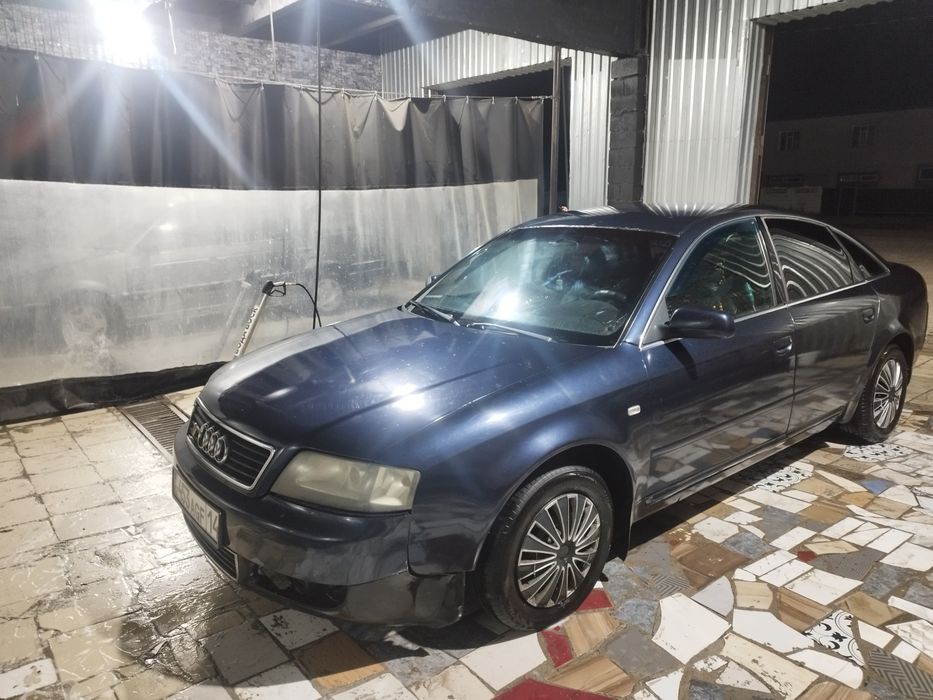 Срочно продается торг имеетсяAudi A6 C5
