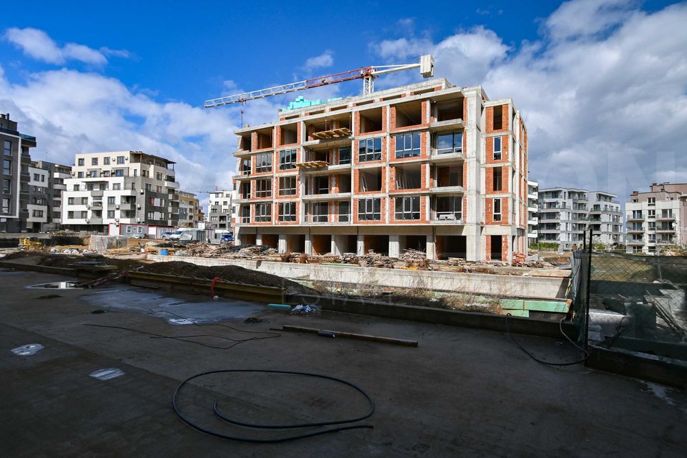 Продава се Двустаен апартамент в София, Малинова долина - 78 кв.м за 1742 €/кв.м - Снимка #2