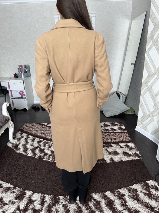Продам пальто демисезонное