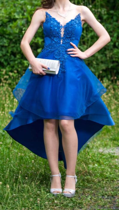 Бална рокля, включени токчета и бижу в комплекта