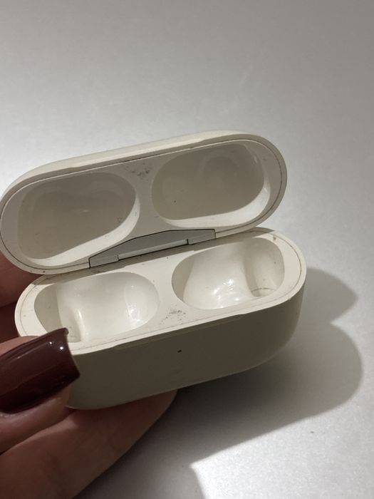 Кейс AirPods Pro