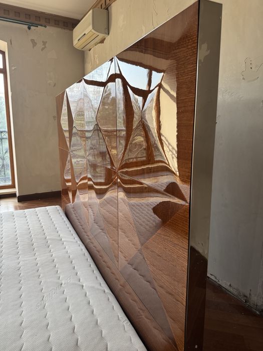 Спальня кровать