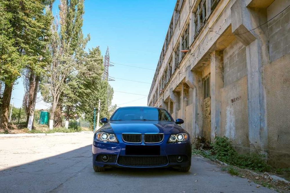 Faruri BMW Seria 3 E90 03.05-11 Angel Eyes LED Negru