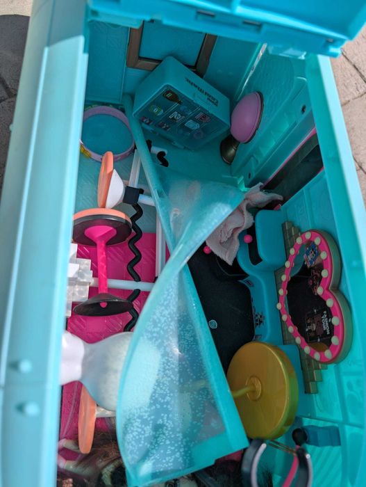 LOL Suprise Rulotă Glamper 2-în-1