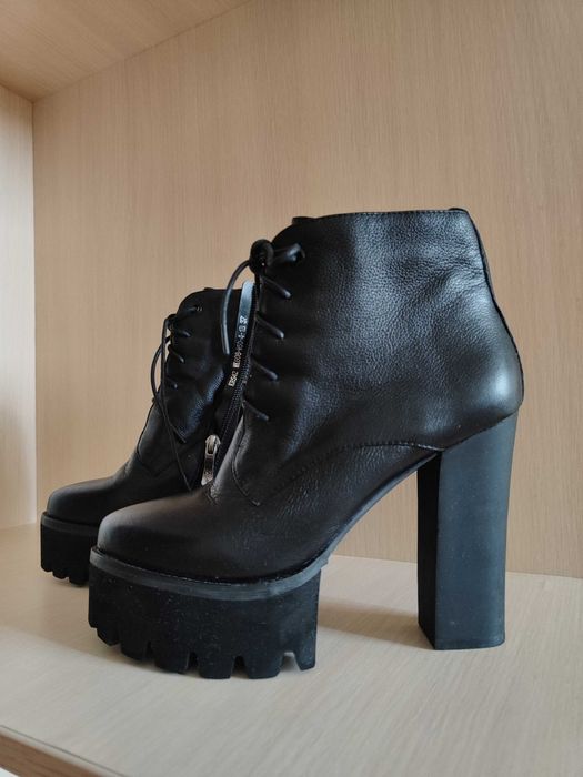 Ботильоны кожаные