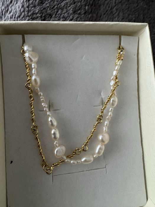 Гривна с позлата и естествени  перли