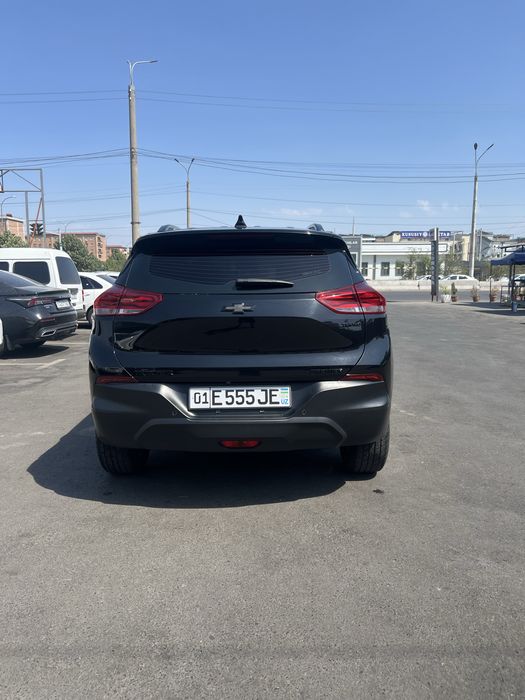 Treker 2 qora rangi ideal xolatda