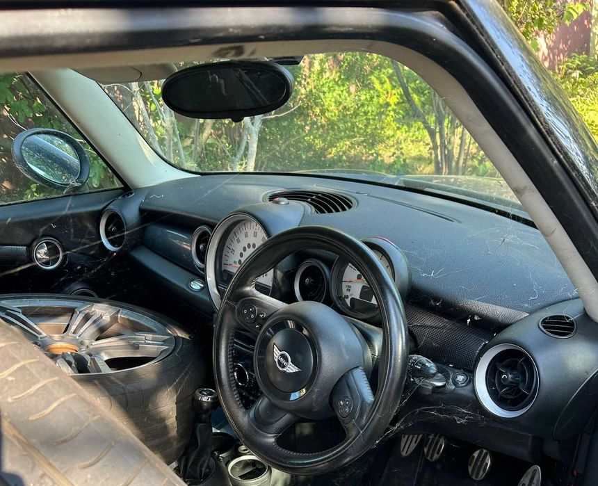 Dezmembrez dezmembrari Mini Cooper SD R56 LCI motor N47 2l diesel 2012 ...