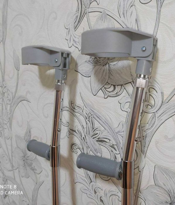 Доставка. Локтевой костыль, подлокотник