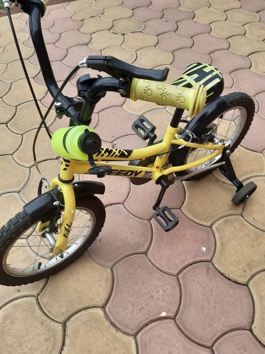 De vânzare bicicleta.
