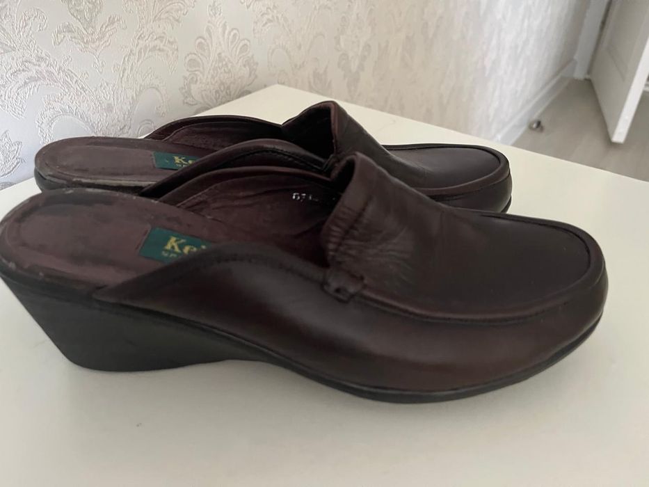 Шлепанцы кожаные