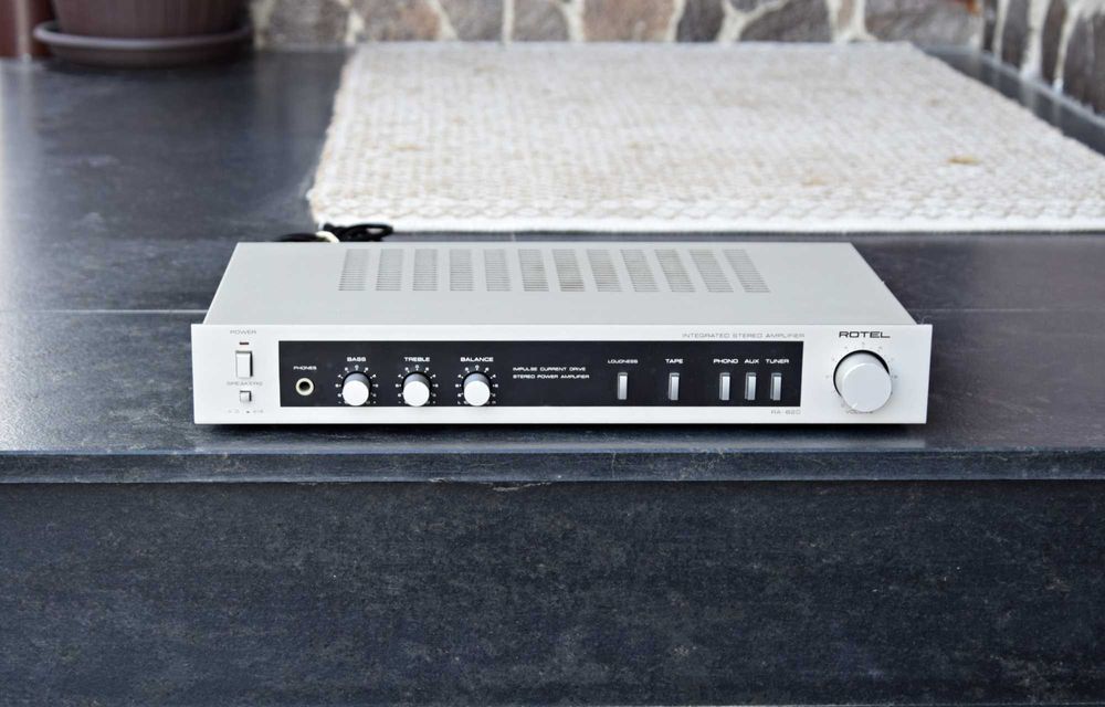 Amplificator Rotel RA-820