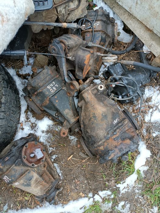 Части за Мерцедес 124