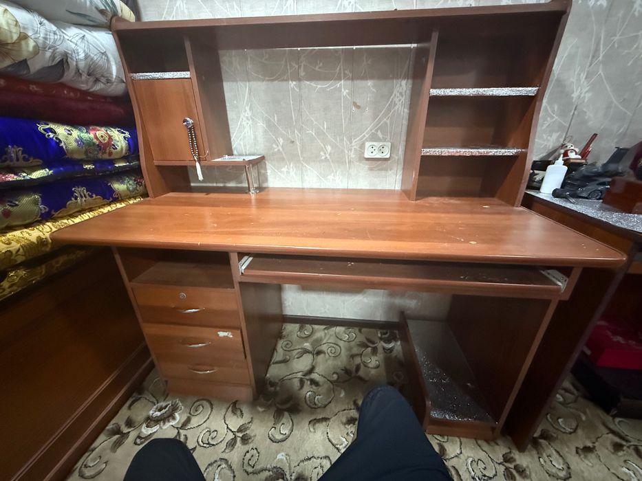 Компюторный стол